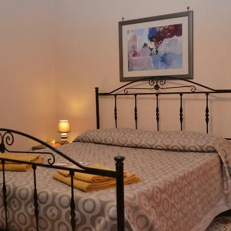 Jolly House Apartment *